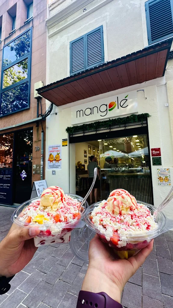 Clientes en Mangolé